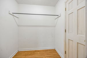 Walk-in closet