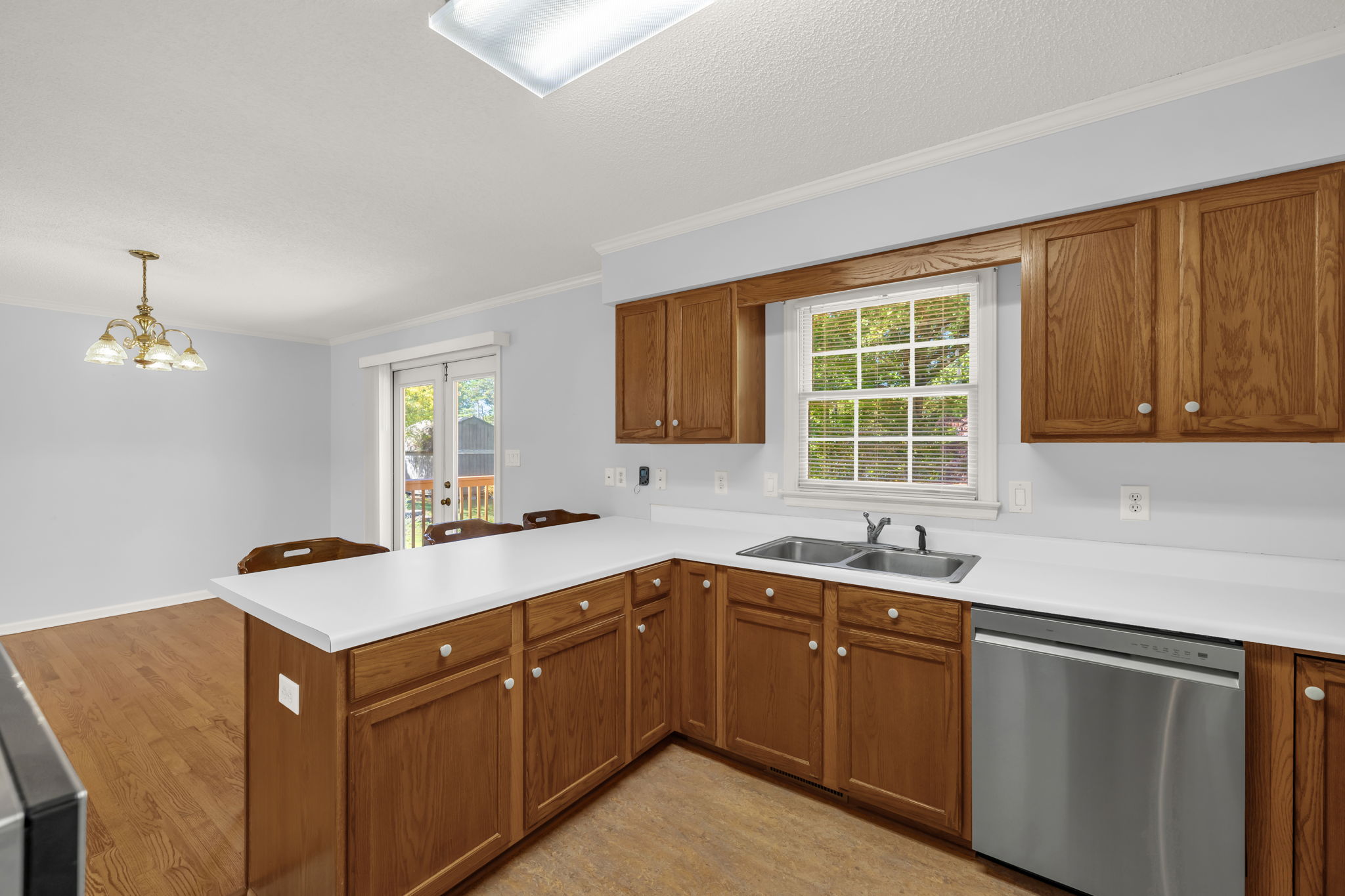 125 Skyline Cir-14