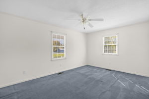 125 Skyline Cir-21