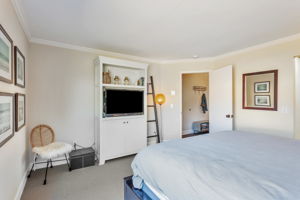 015_125 Surf Way 433
