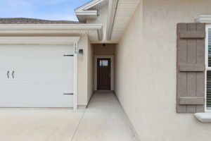 Front Entry Detail