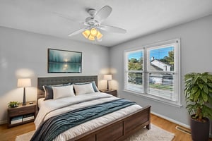 DSC_4649 virtually staged.jpeg