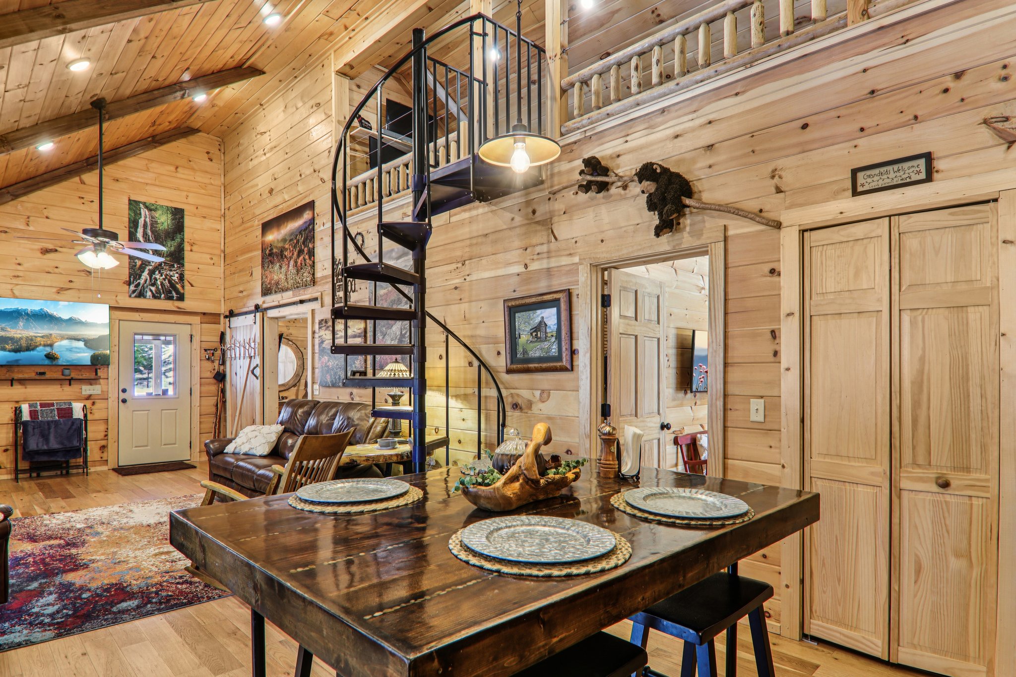 Upward Way-S0402-017.jpg