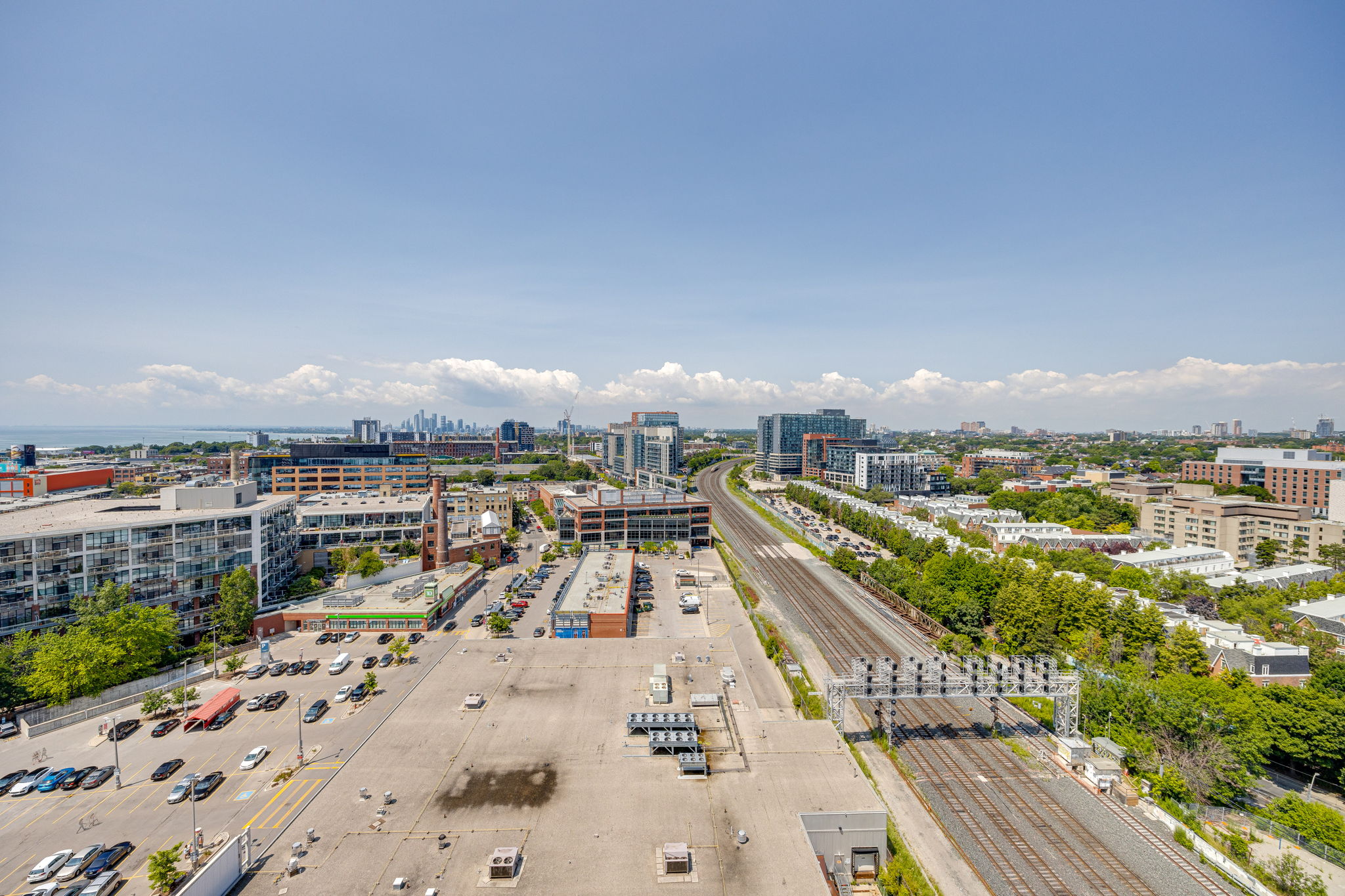 Toronto property showcase — delivered property photograph 28