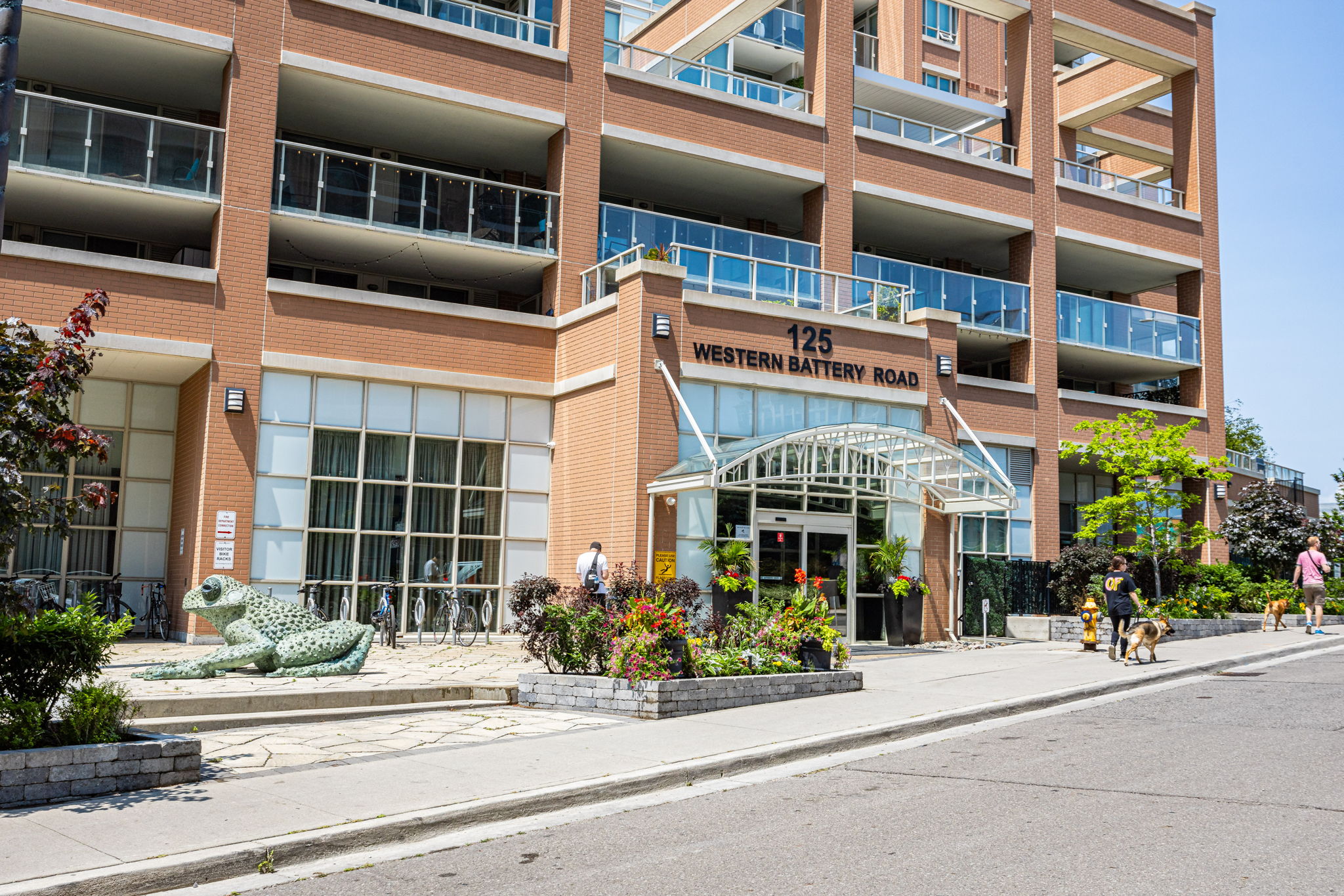 Toronto property showcase — delivered property photograph 2