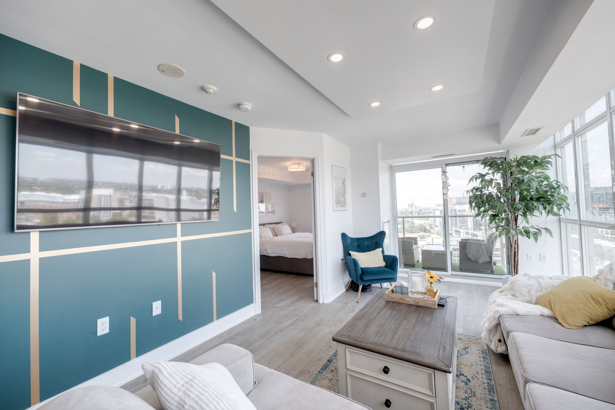 Toronto property showcase — delivered property photograph 8