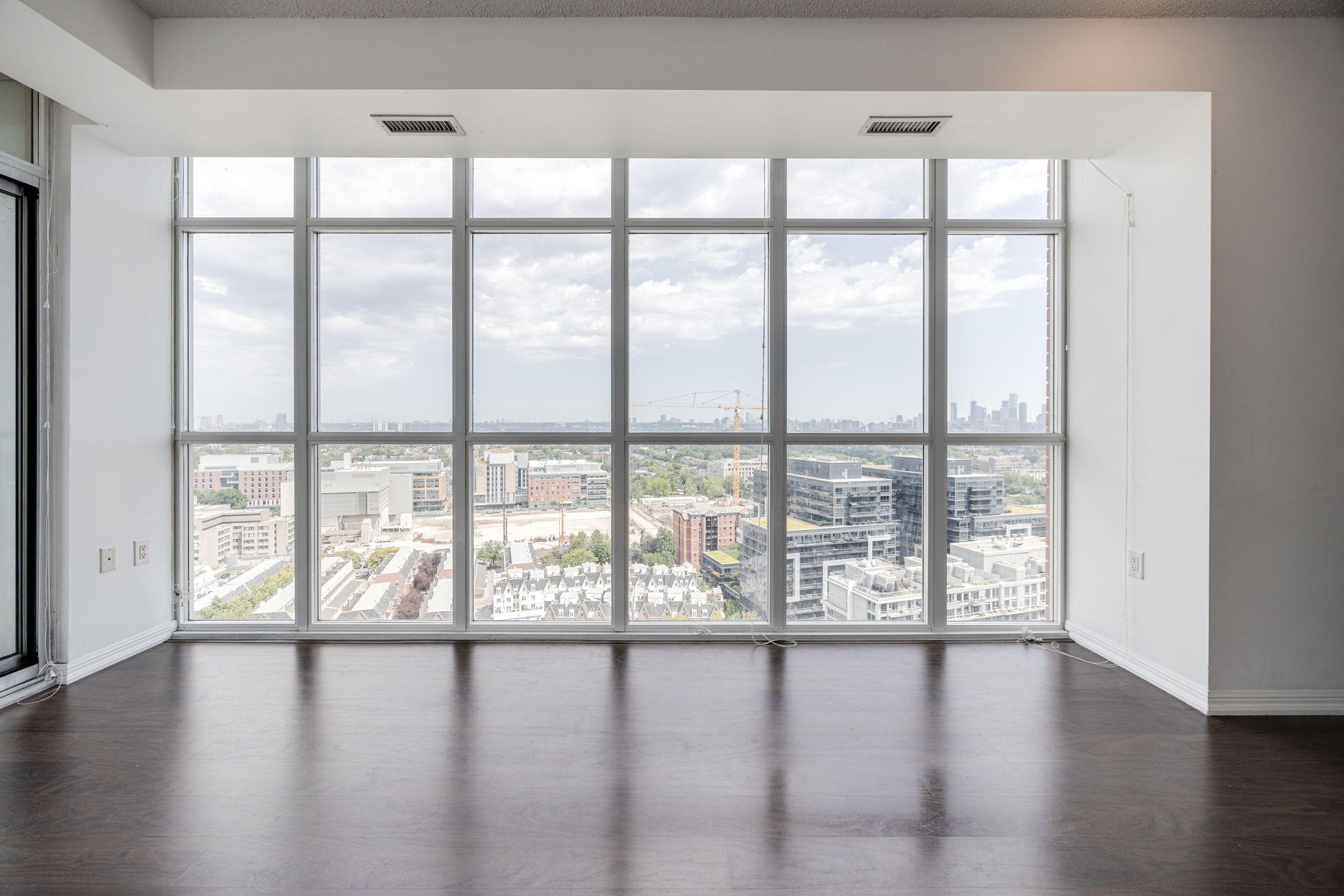 Toronto property showcase — delivered property photograph 11