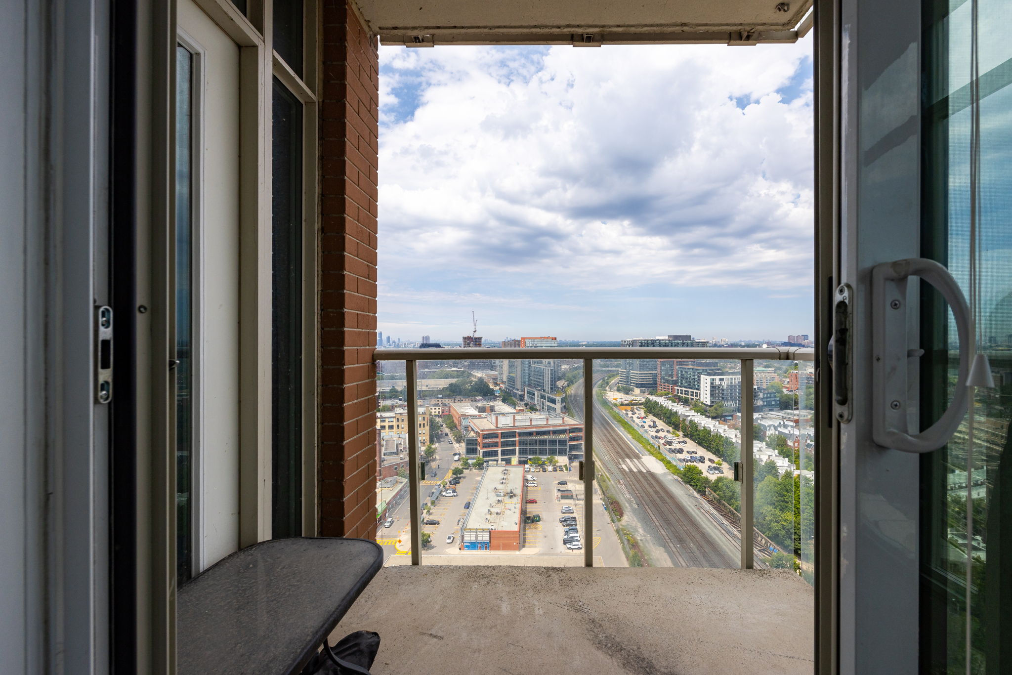 Toronto property showcase — delivered property photograph 27