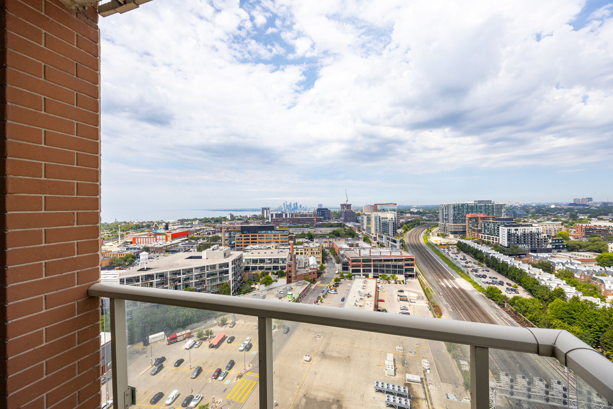 Toronto property showcase — delivered property photograph 29