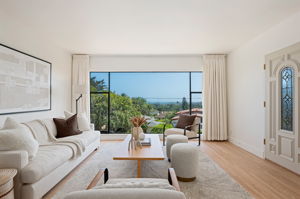 08 - Living Room