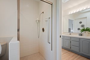 27 - Primary Bathroom