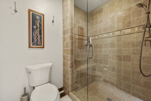  Photo 39