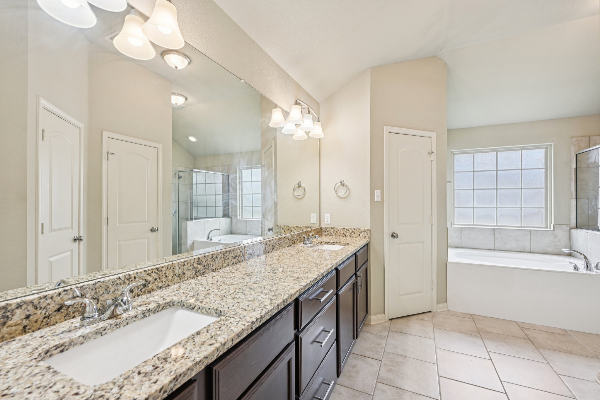 Jester Ct-S0804-019.jpg