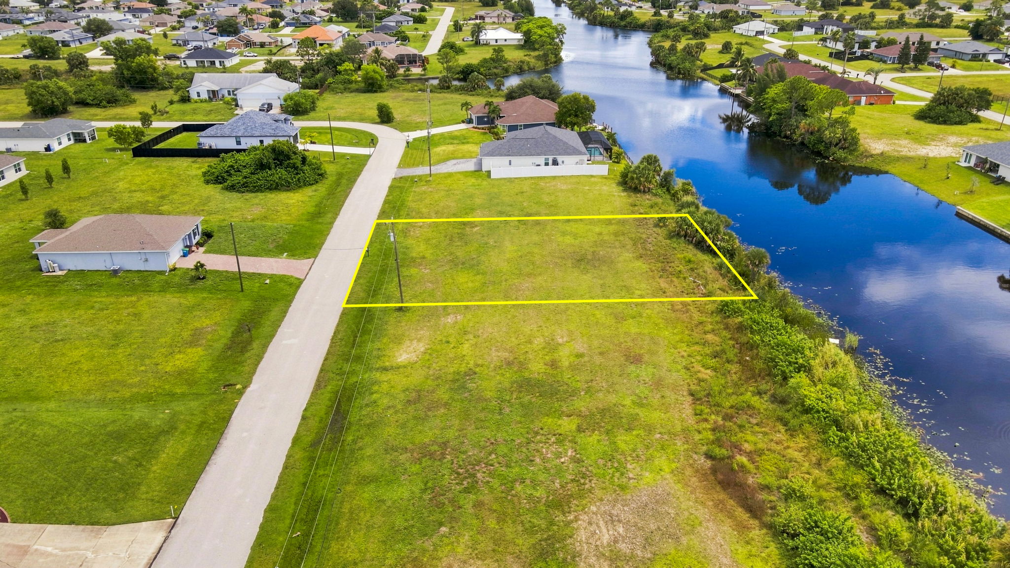 Aerial Side Exterior 2 - lot line