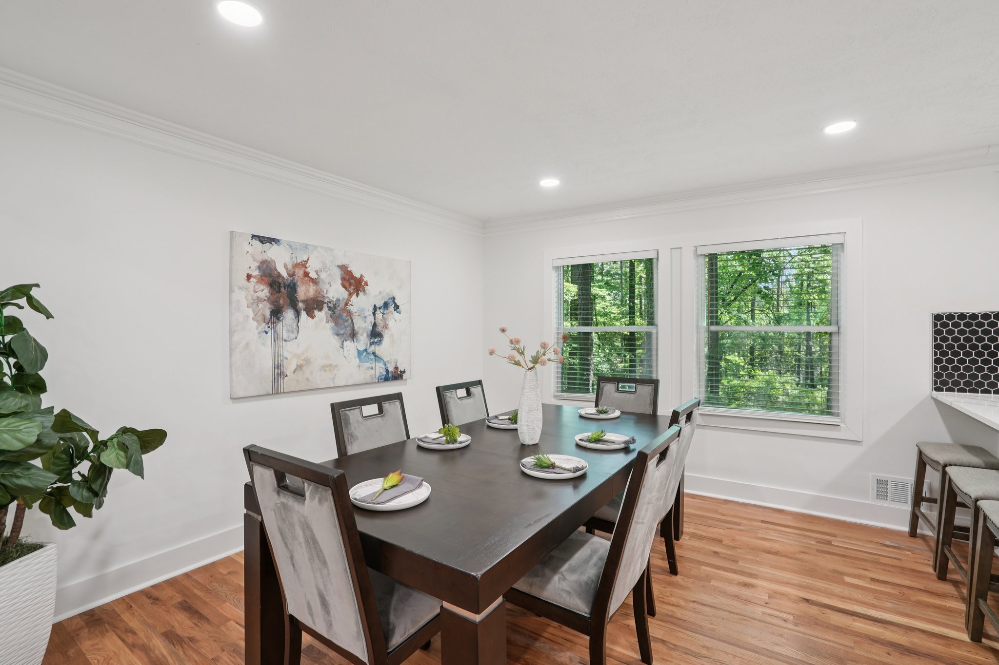 Rockcrest Dr-L0105-021.jpg