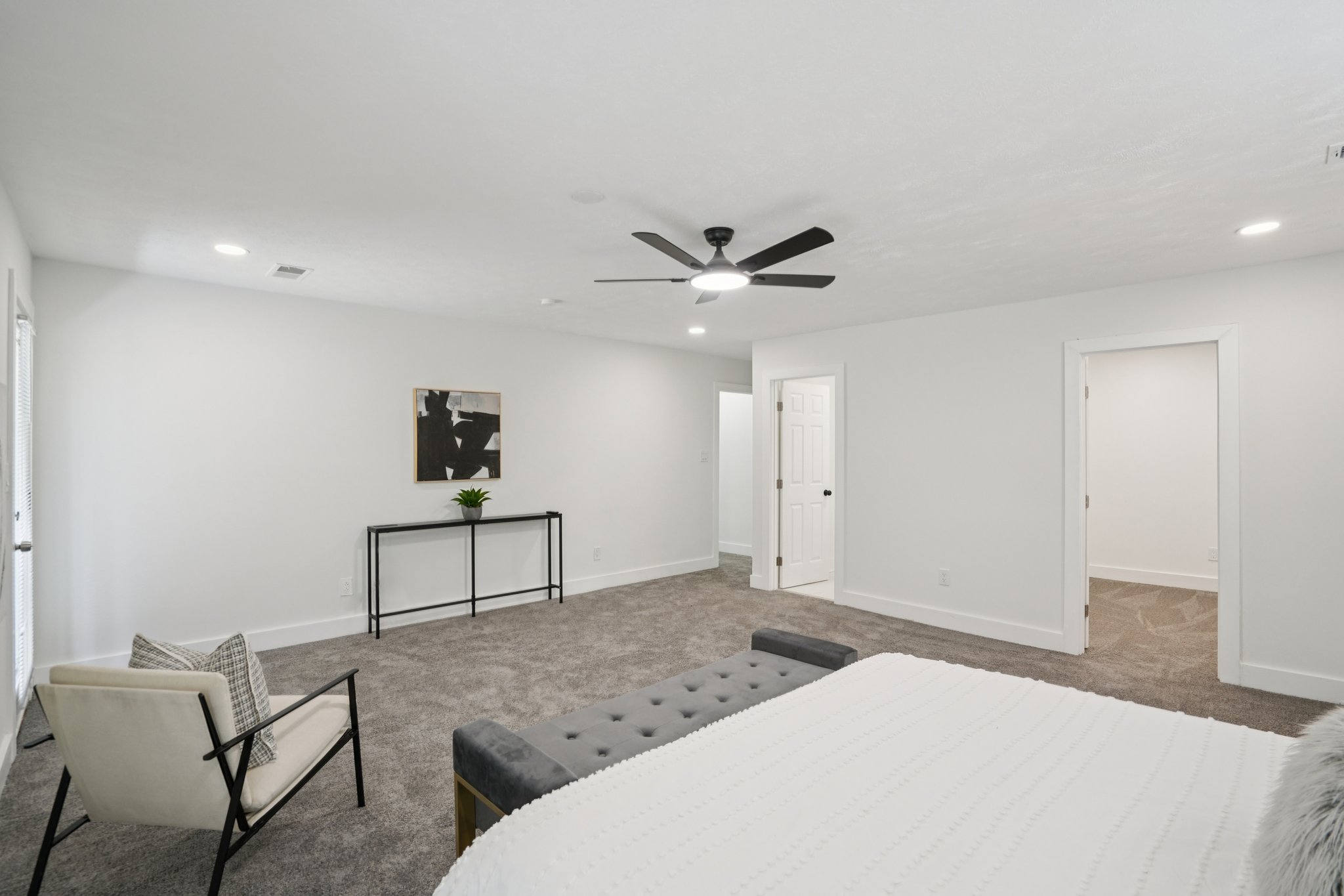 Rockcrest Dr-L0105-036.jpg