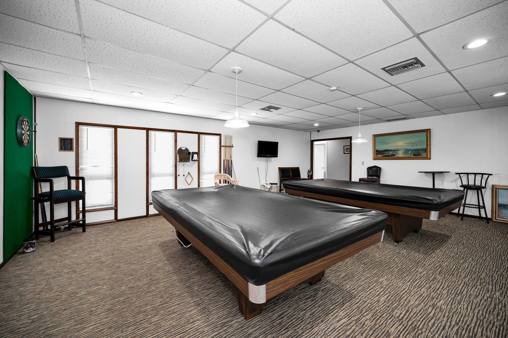 Clubhouse Game Room4