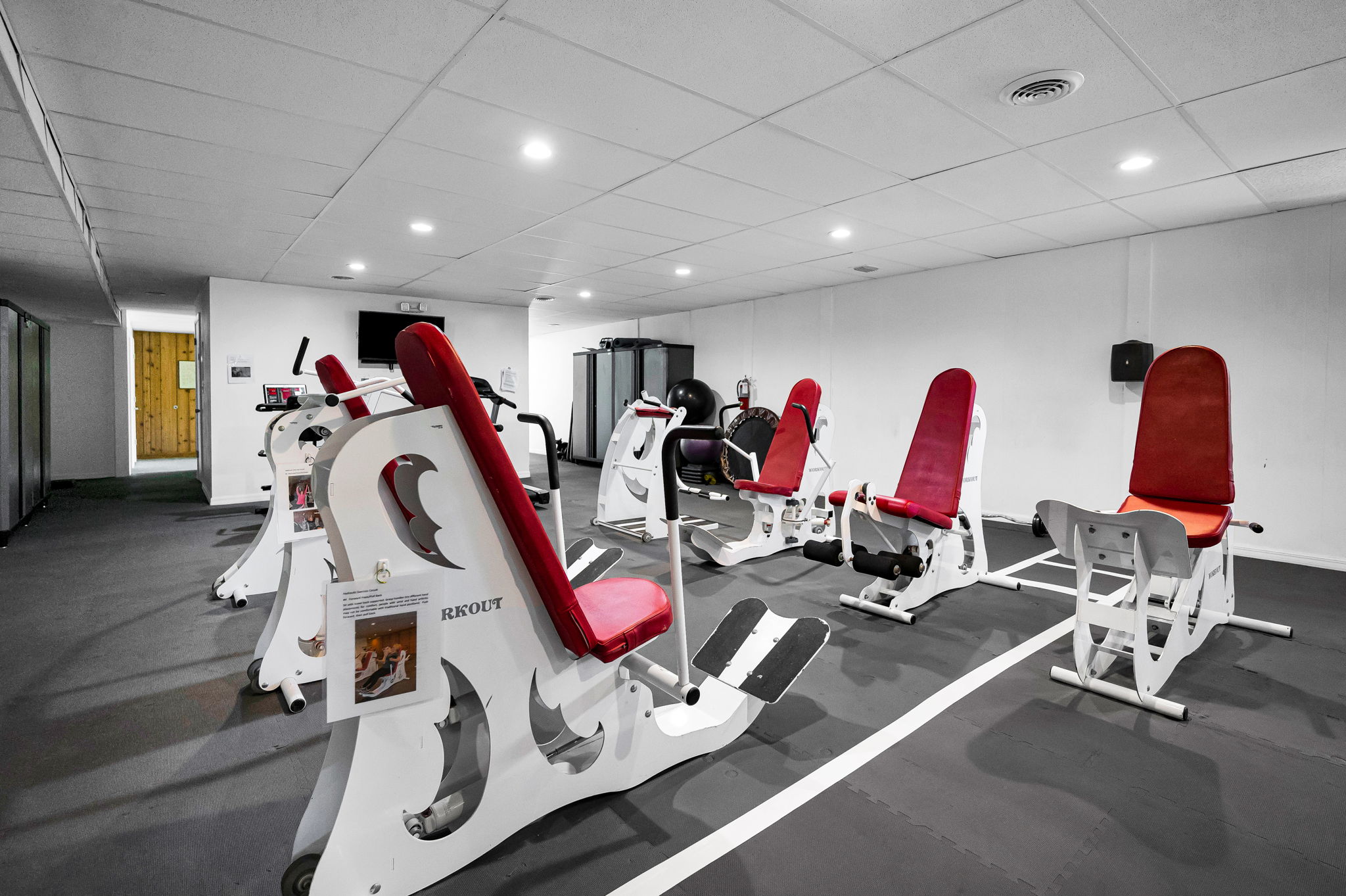 Fitness Room4