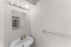  Photo 37