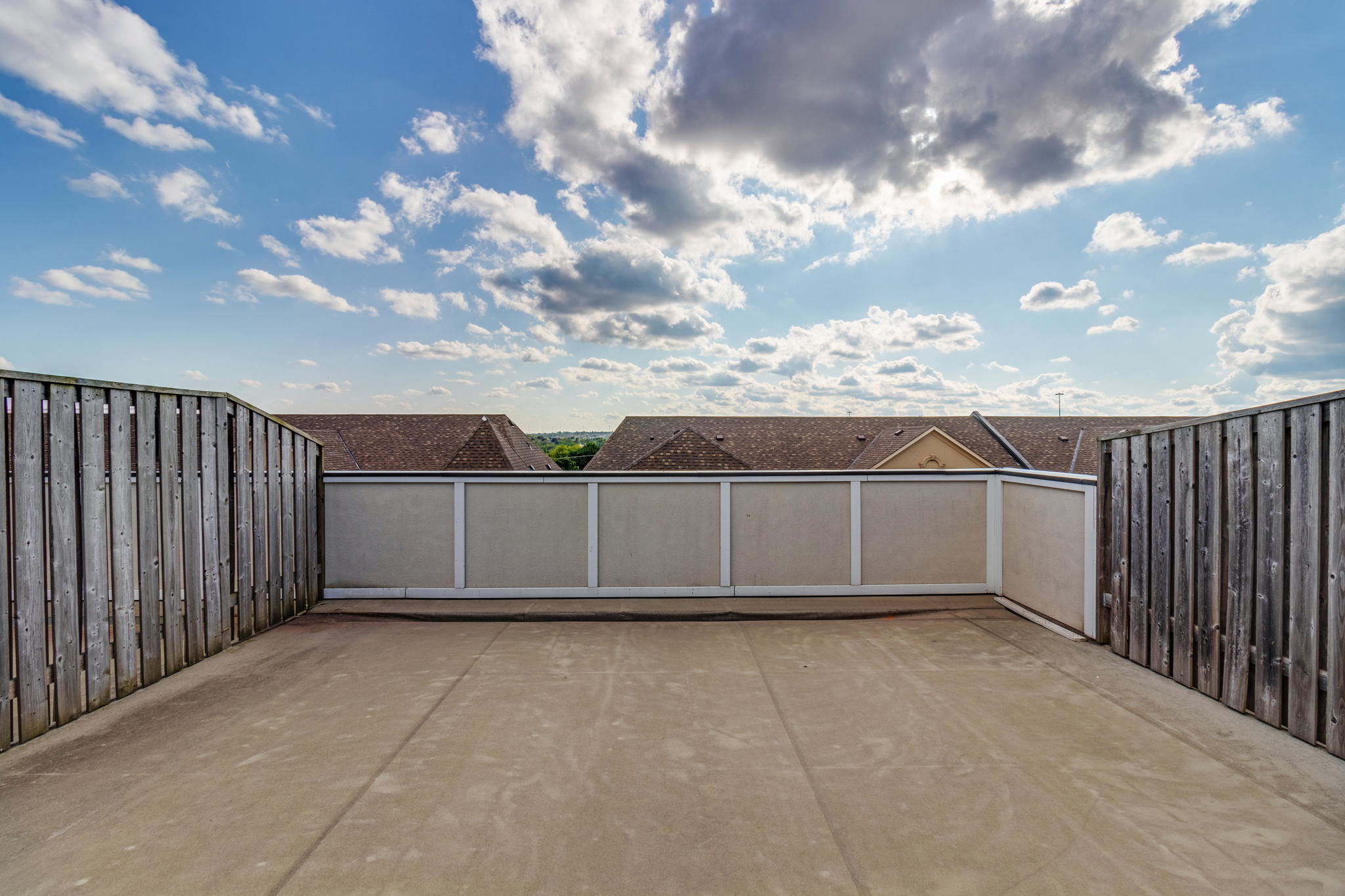 1250 St Martins Dr, Pickering, ON L1W 1L7, Canada Photo 41