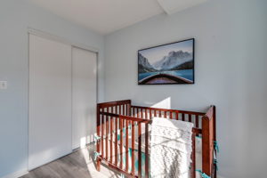 1250 St Martins Dr, Pickering, ON L1W 1L7, Canada Photo 37