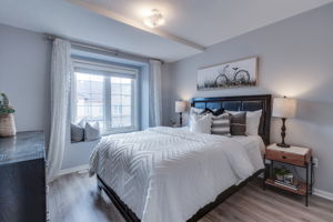 1250 St Martins Dr, Pickering, ON L1W 1L7, Canada Photo 27