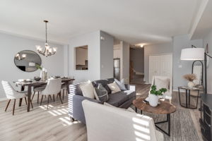 1250 St Martins Dr, Pickering, ON L1W 1L7, Canada Photo 13