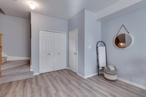 1250 St Martins Dr, Pickering, ON L1W 1L7, Canada Photo 20