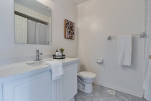 1250 St Martins Dr, Pickering, ON L1W 1L7, Canada Photo 39