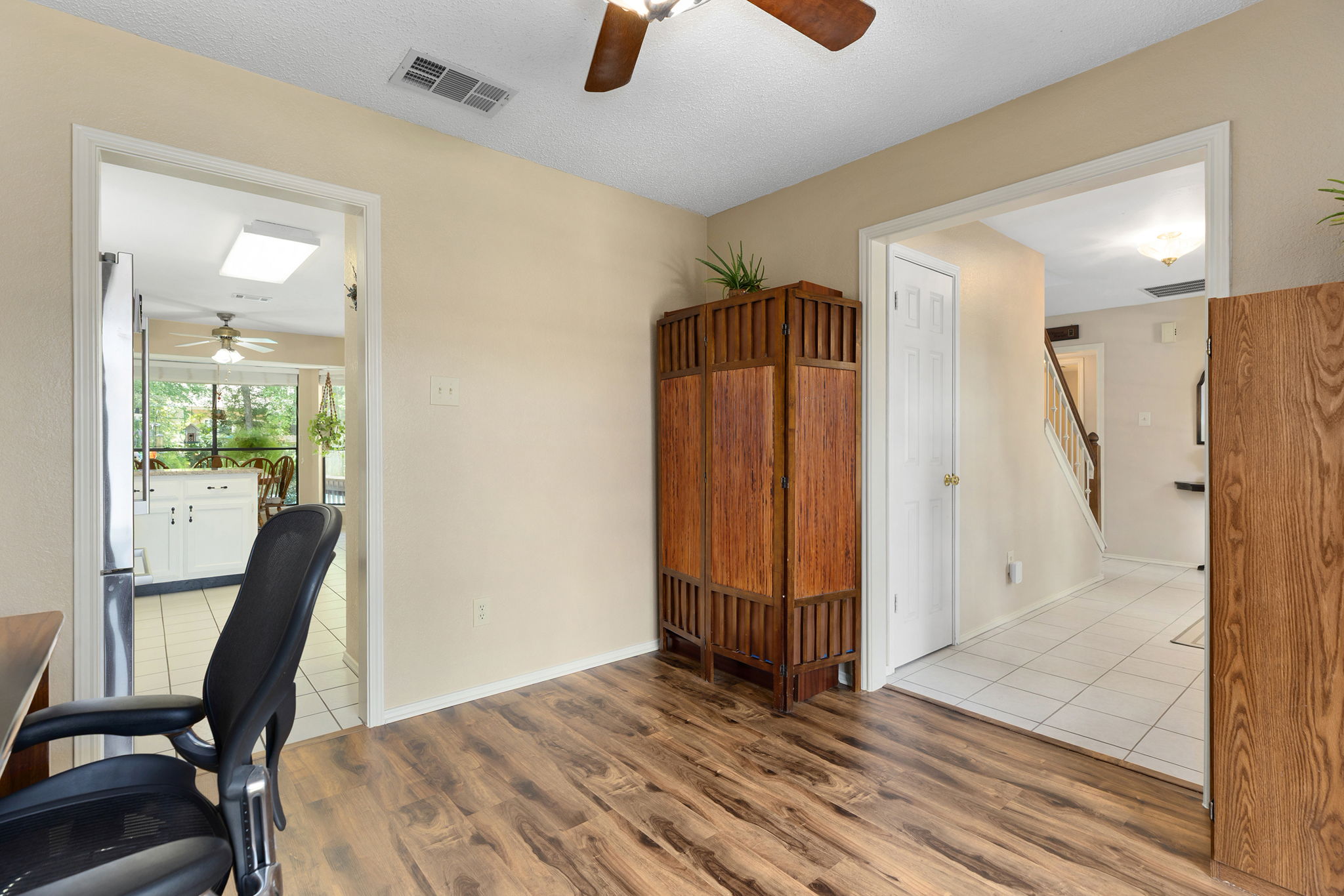 Easy entrance and exit from this room