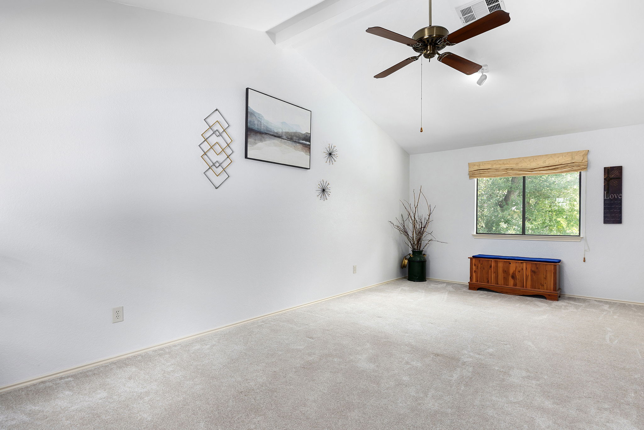 Secondary upstairs living room