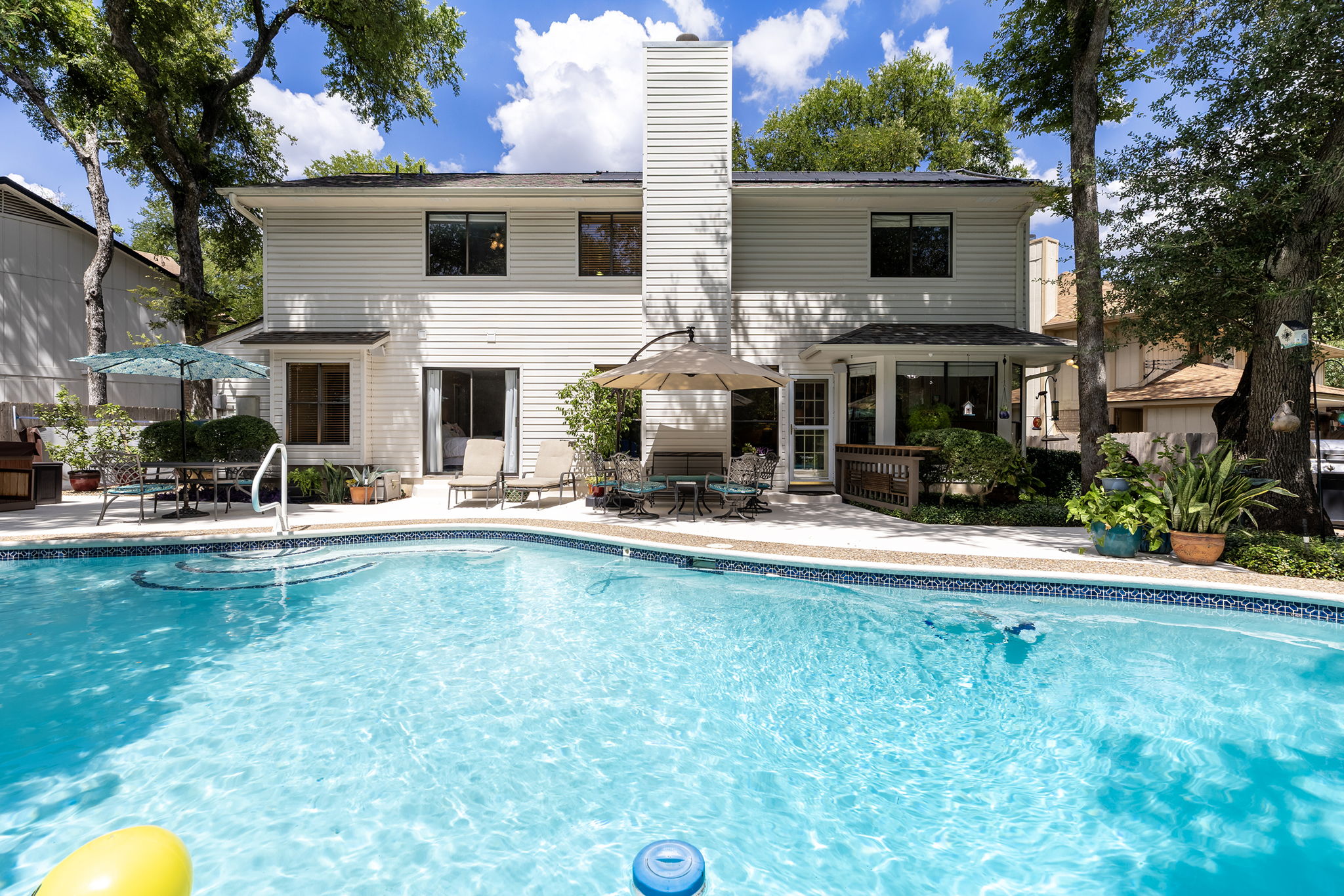 Cortaro Cv's Oasis awaits!