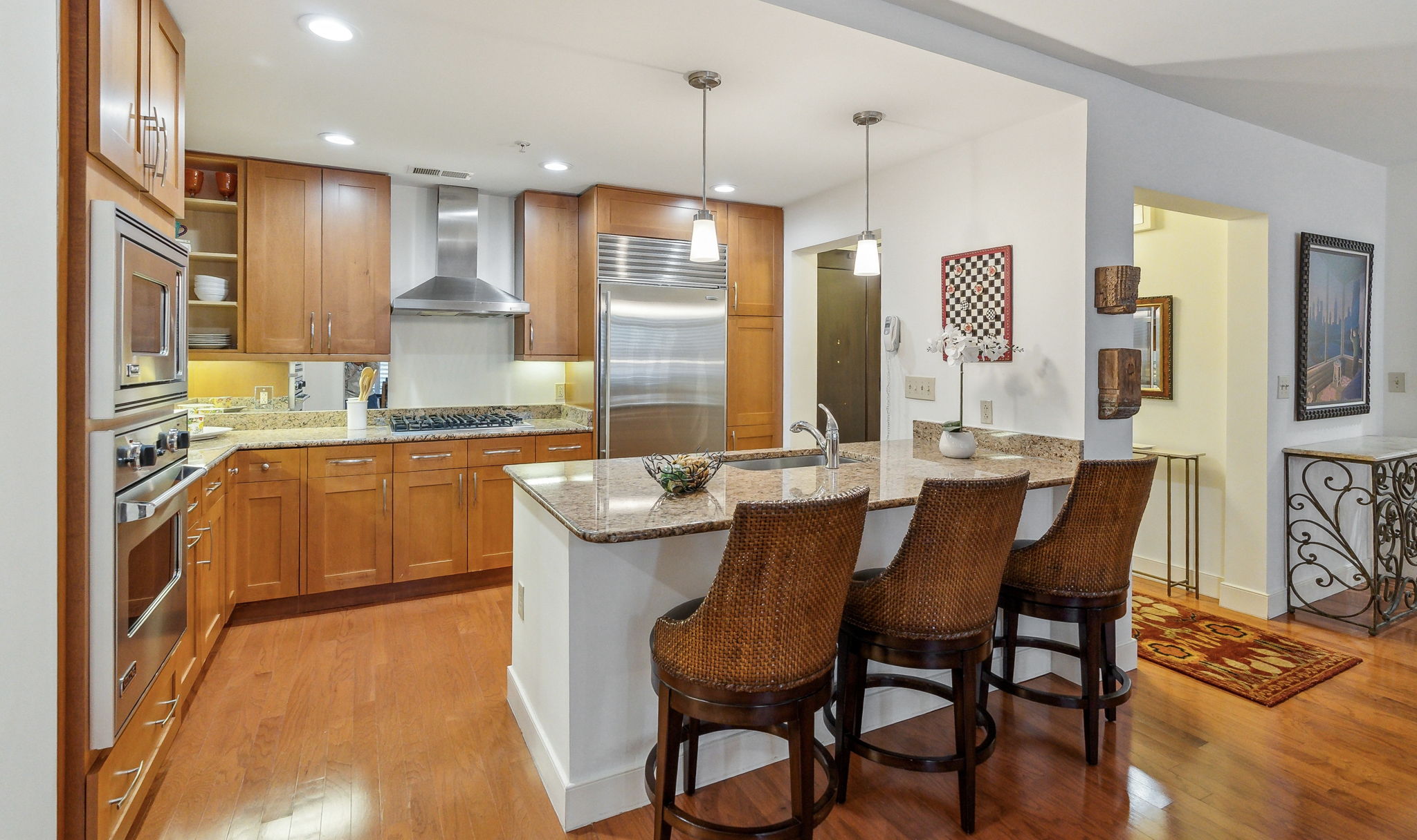Gourmet Kitchen with Breakfast Bar