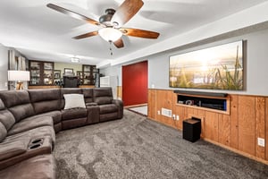 63rd Ave-S0107-012.jpg