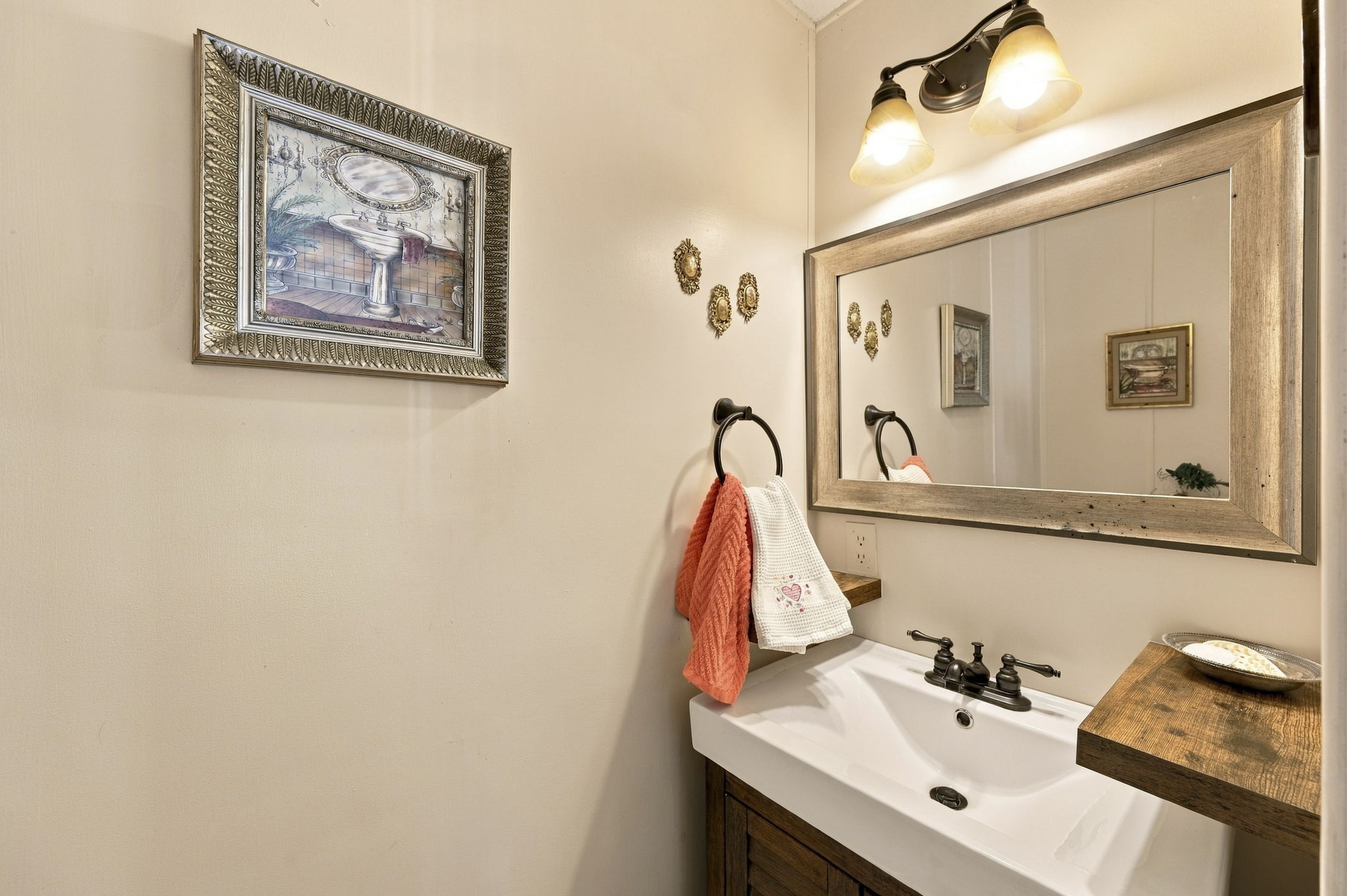 Interiors (14)