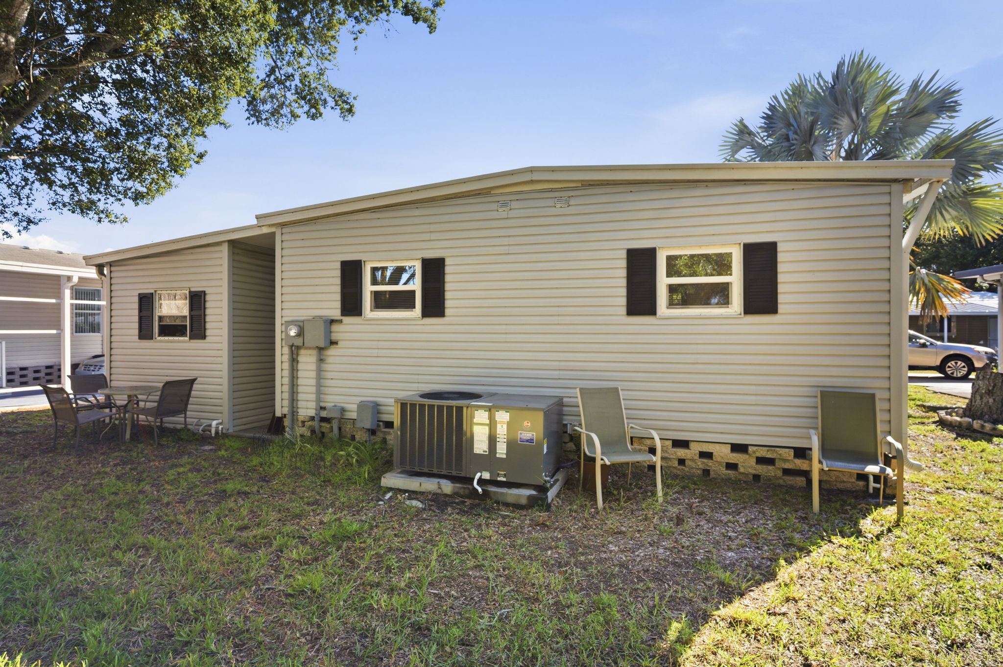 Rear Exteriors (3)