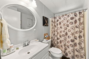 Interiors (20)