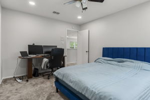 Second upstairs bedroom