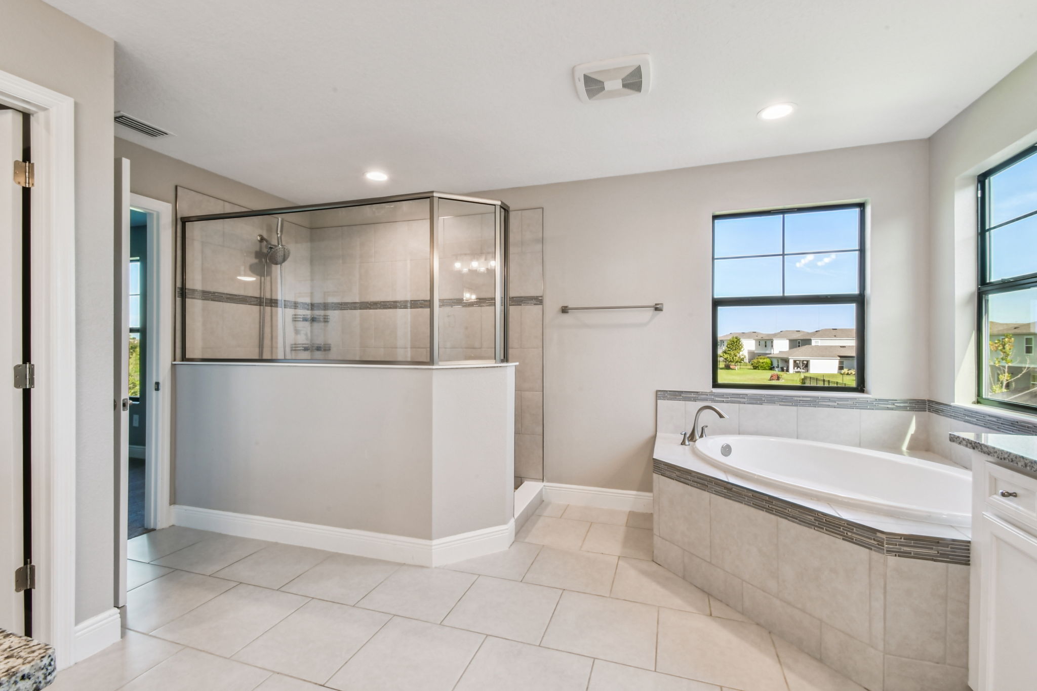 Garden Tub and Wall in Shower