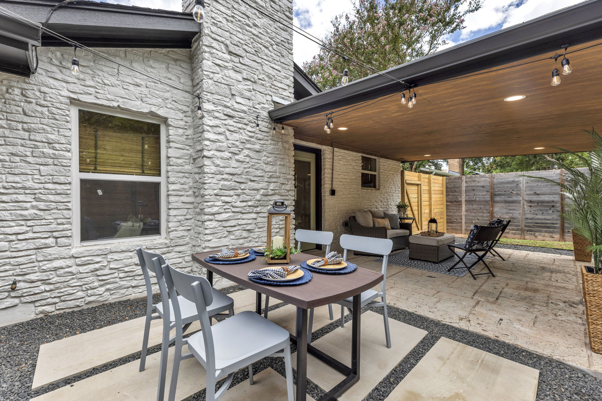 12507 Lamplight Village Ave, Austin, TX 78727