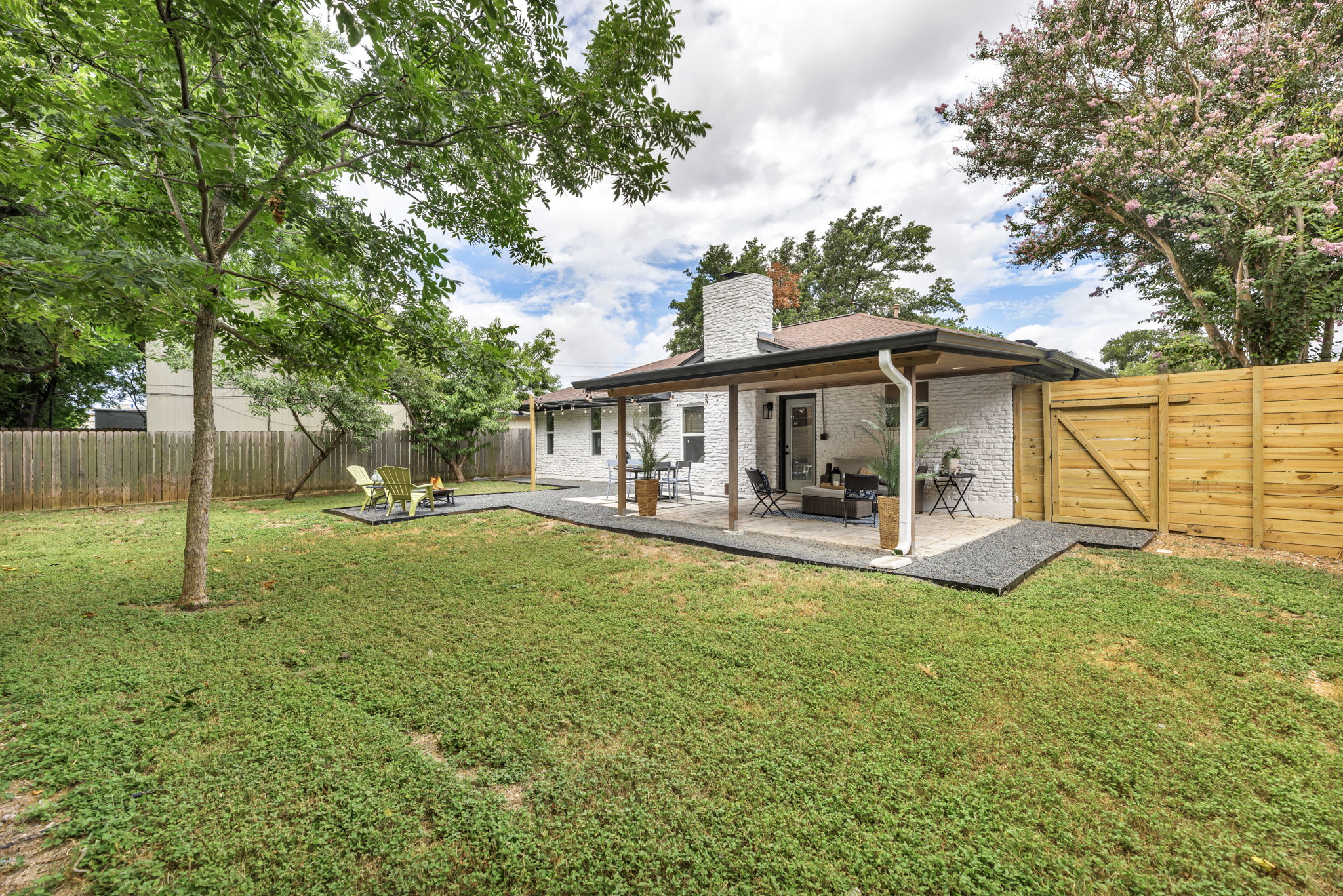 12507 Lamplight Village Ave, Austin, TX 78727