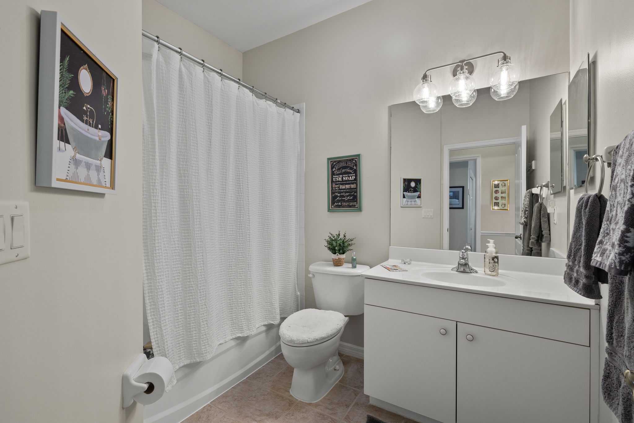 Guest Bathroom