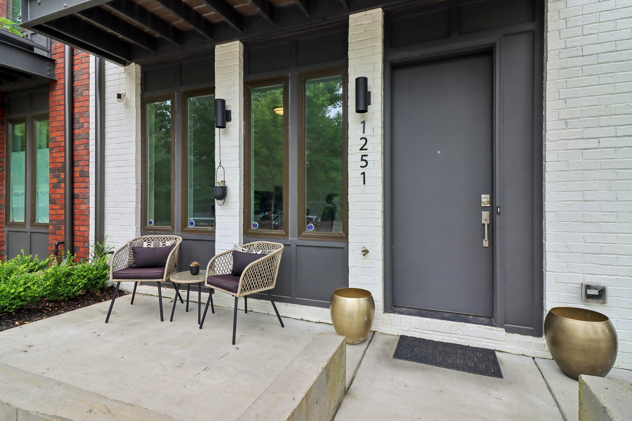 Chelsea Cir NW-3105-007.jpg