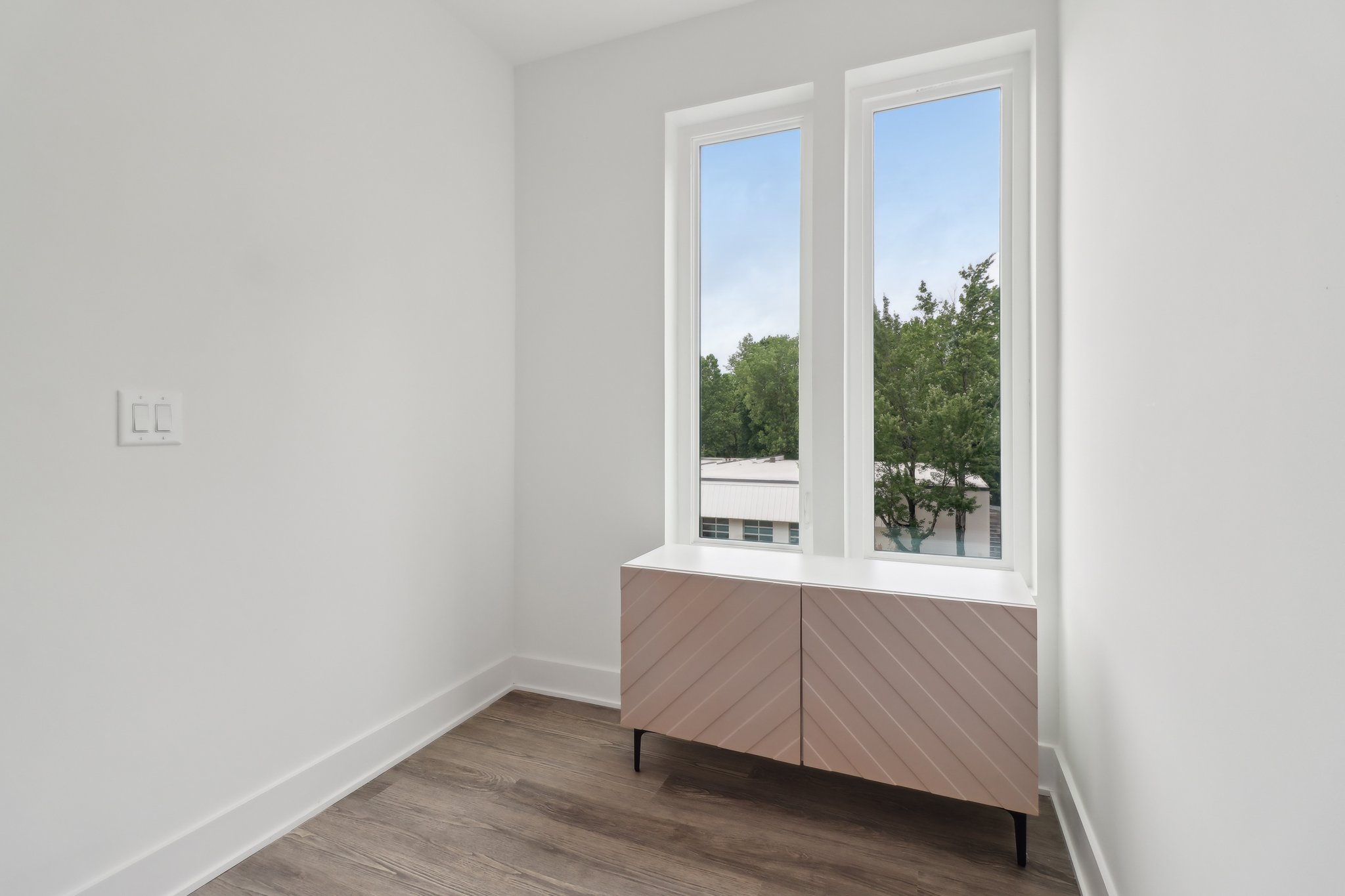 Chelsea Cir NW-3105-026.jpg