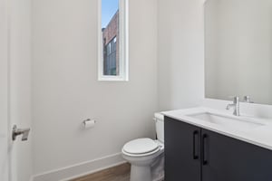 Chelsea Cir NW-3105-042.jpg