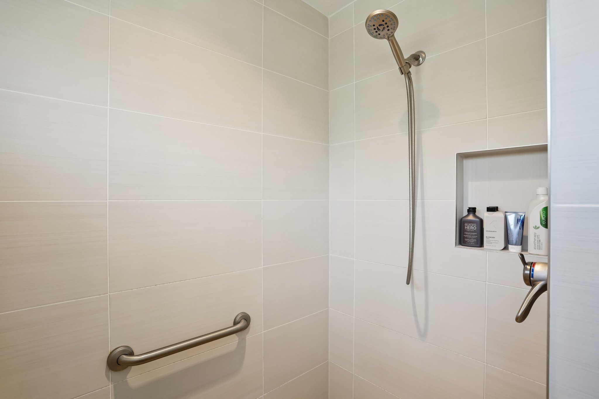 Manuel Cir-S1802-029.jpg