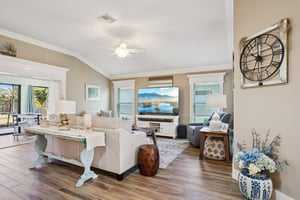 Manuel Cir-S1802-006.jpg