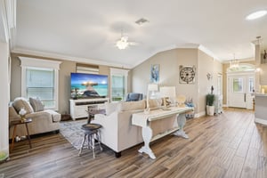 Manuel Cir-S1802-007.jpg