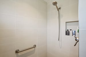 Manuel Cir-S1802-029.jpg