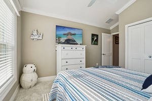 Manuel Cir-S1802-034.jpg